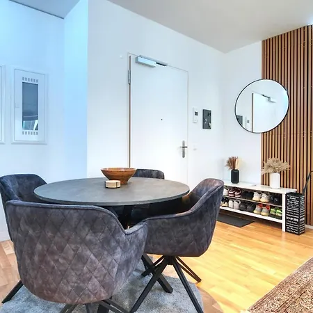 Hafenpark-wohnung Mit Mainblick Διαμέρισμα