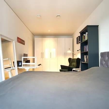 Hafenpark-wohnung Mit Mainblick Διαμέρισμα